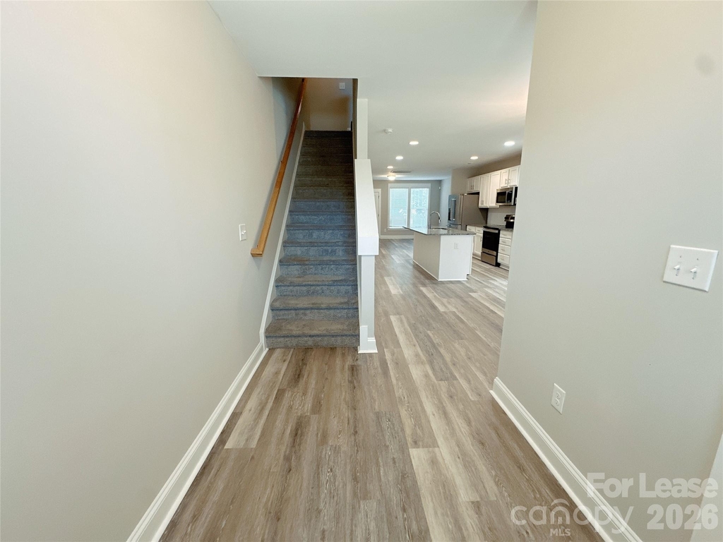 807 Mcarthur Avenue - Photo 14