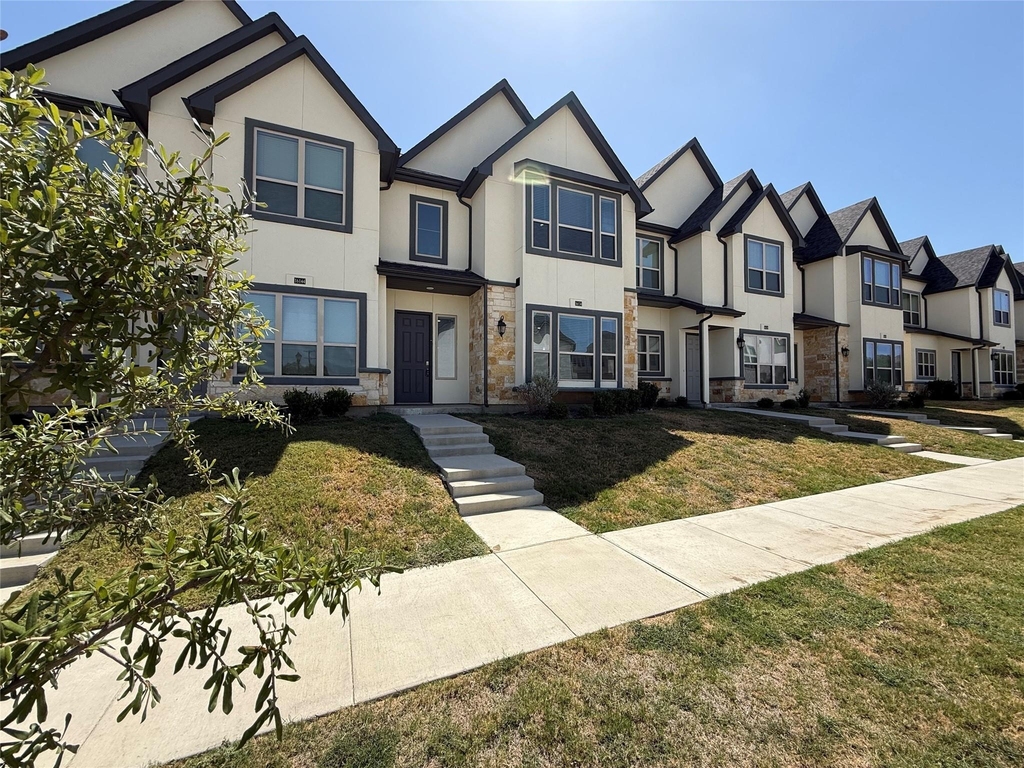 16134 Doe Lake Drive - Photo 2