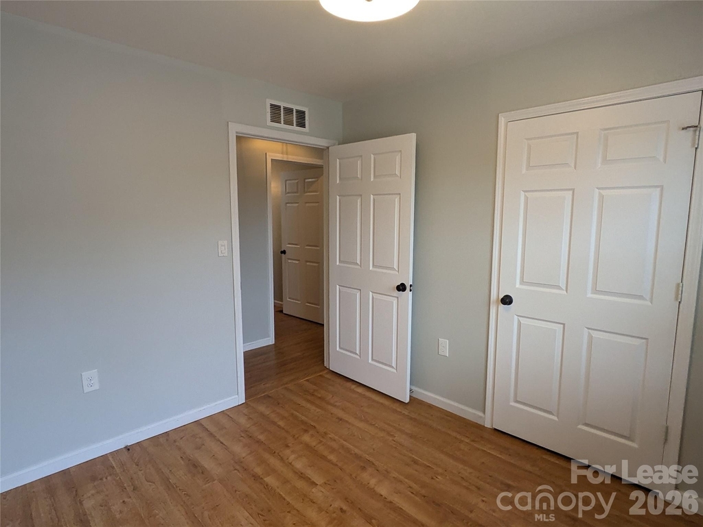 322 Clover Street - Photo 10