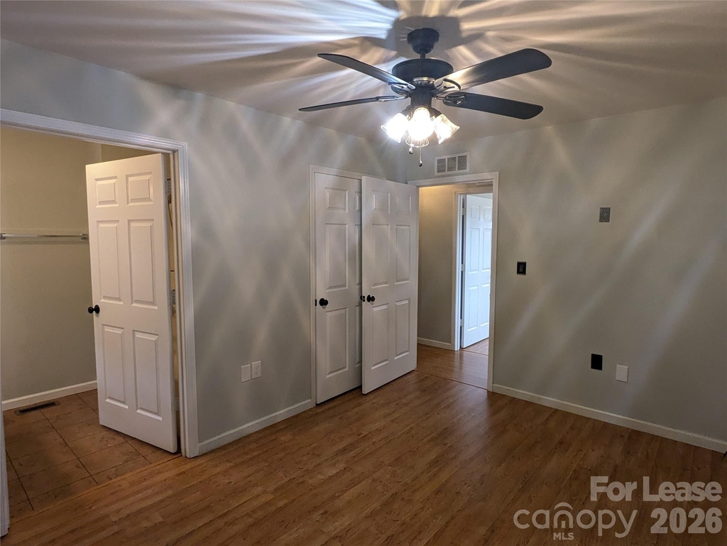 322 Clover Street - Photo 16