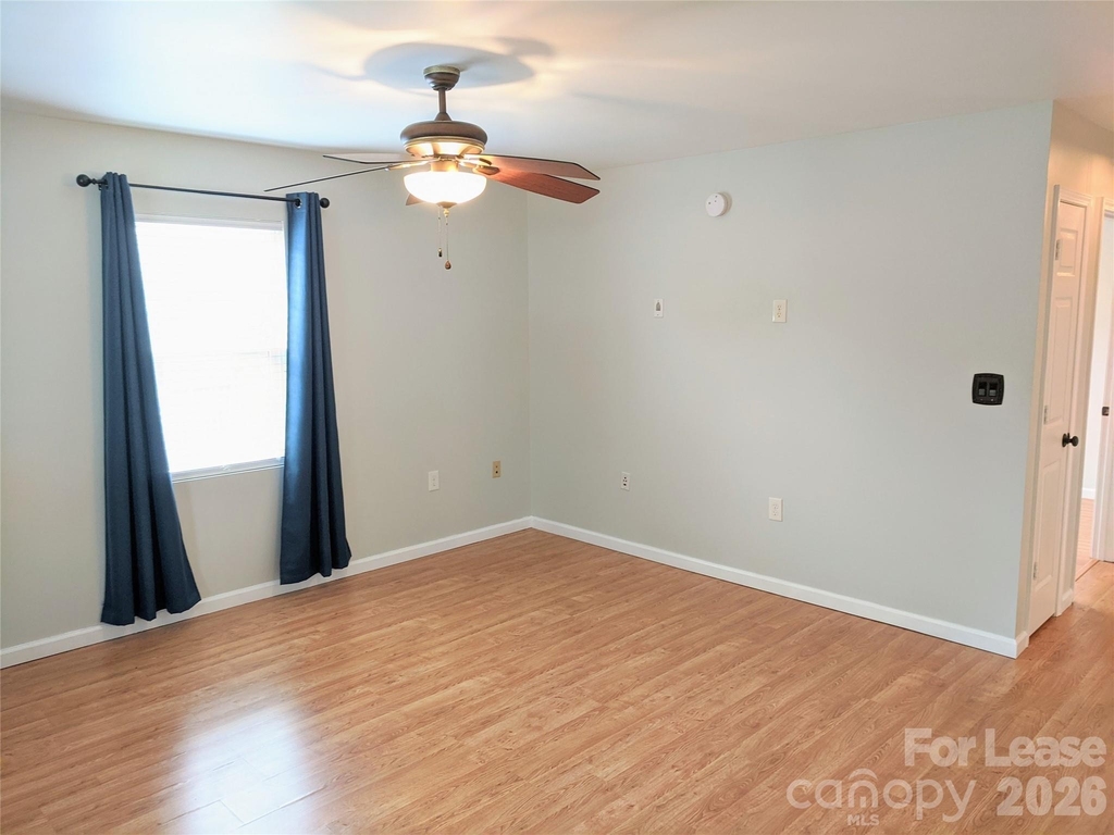 322 Clover Street - Photo 3