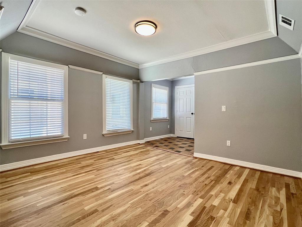 6019 La Vista Drive - Photo 3