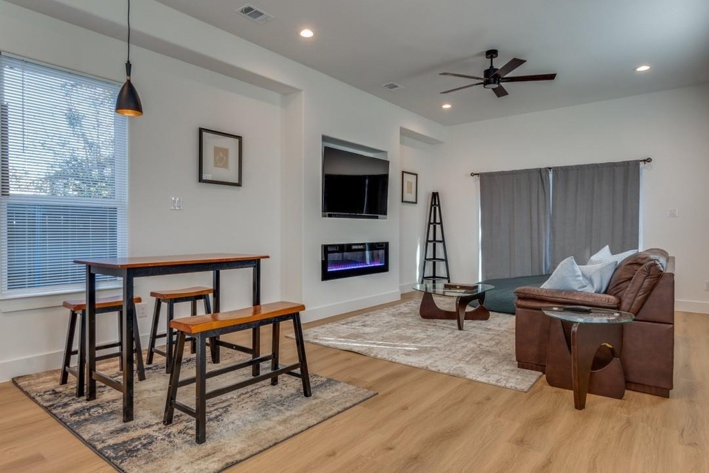 2210 Bethurum - Photo 6