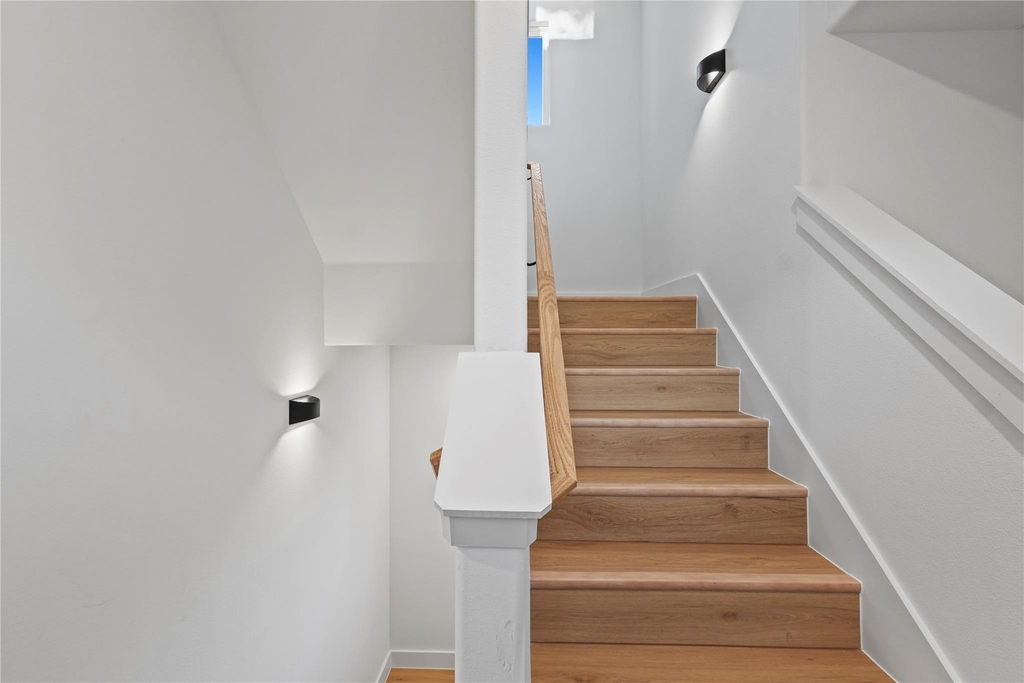 2210 Bethurum - Photo 19