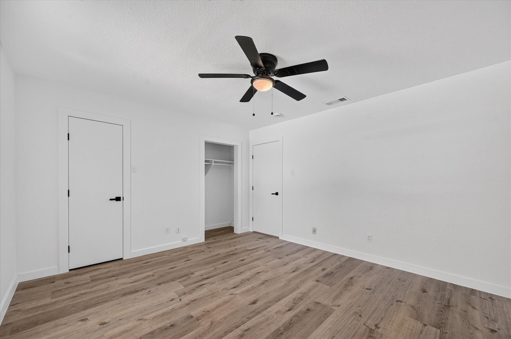 620 Royal Crest Drive - Photo 19
