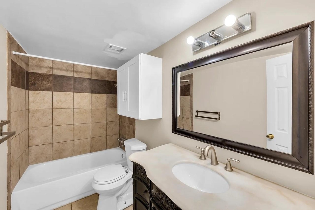 3024 Tudor Lane - Photo 7