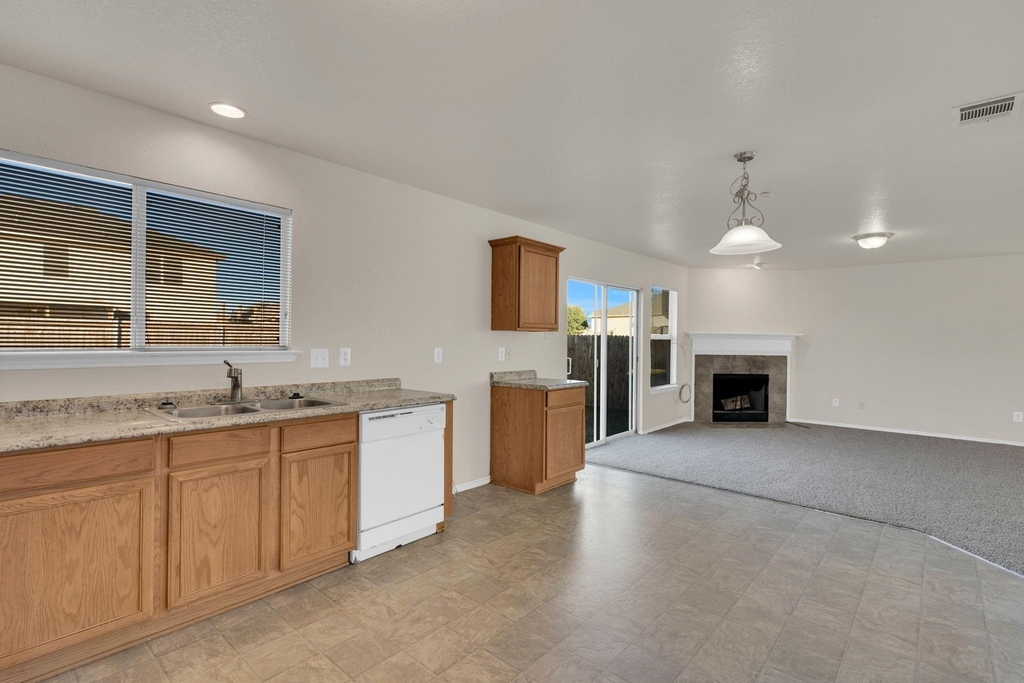 158 Washington Way - Photo 12