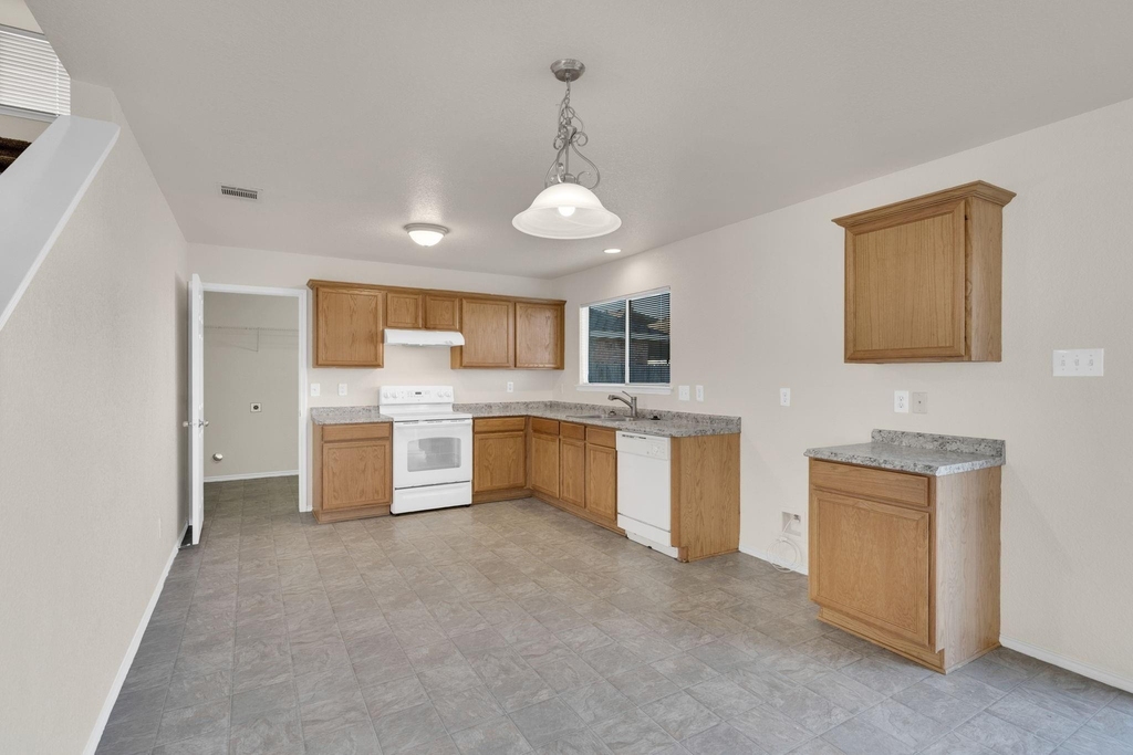 158 Washington Way - Photo 10
