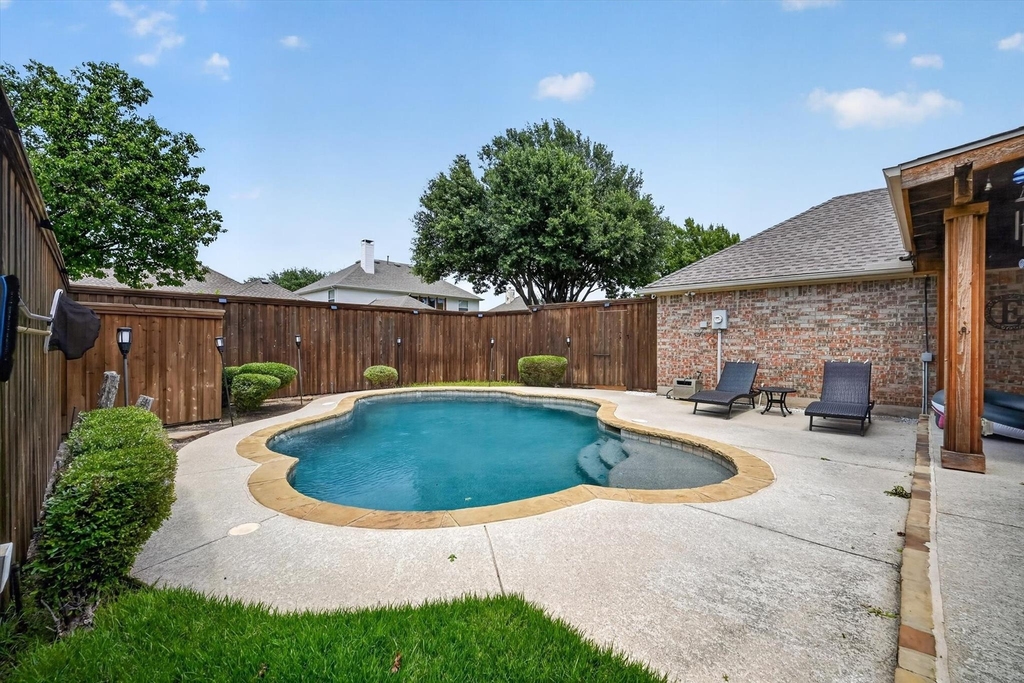 9906 Ashmont Drive - Photo 20