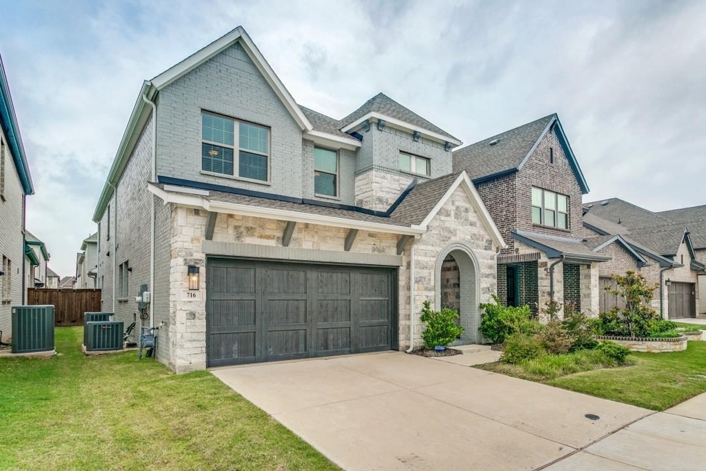 716 Sugar Field Drive - Photo 1