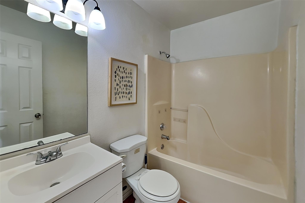 905 Fairbanks Circle - Photo 11