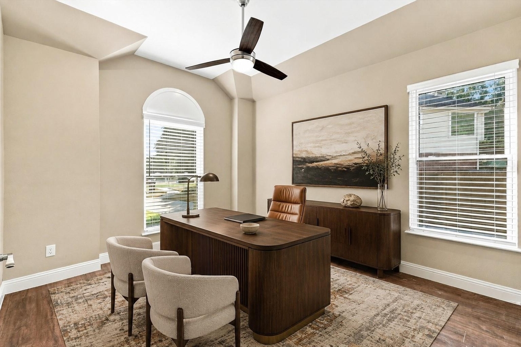 8809 Hedge Row Court - Photo 20