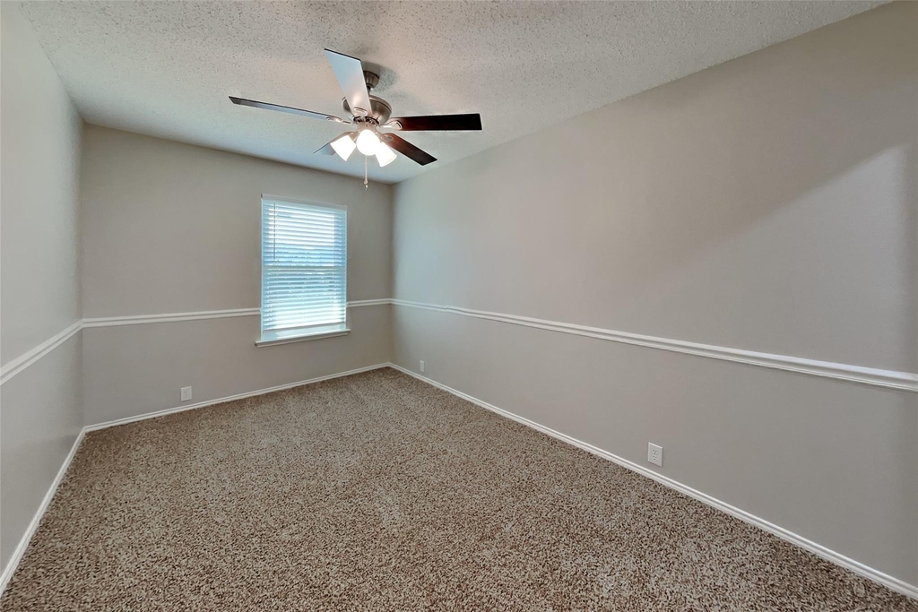 1101 Highland Station Drive - Photo 13
