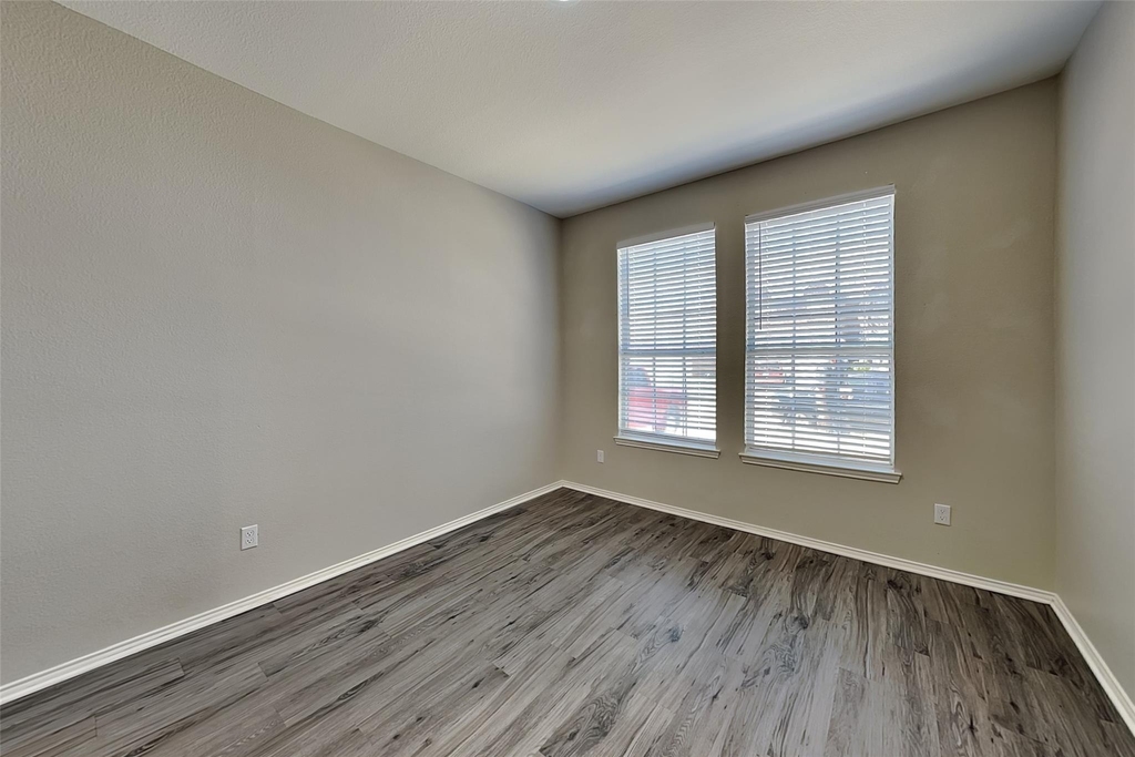 9104 Belvedere Drive - Photo 17