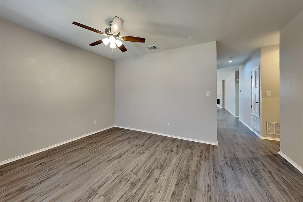 9104 Belvedere Drive - Photo 2