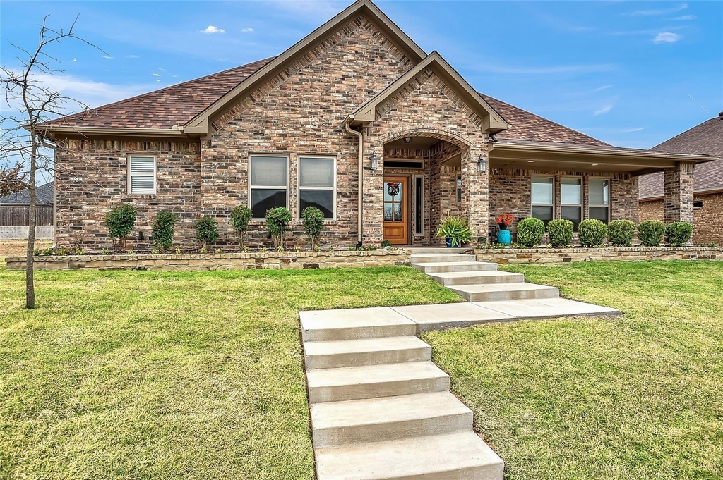 3818 Sumner Court - Photo 0