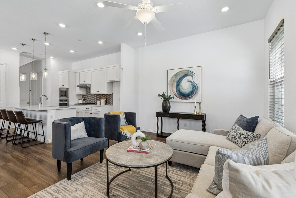 9901 Schramm Street - Photo 4
