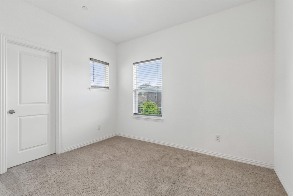 9901 Schramm Street - Photo 20
