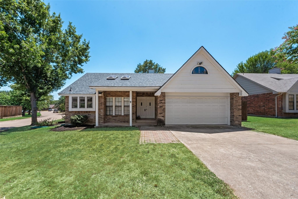 3305 Fairview Drive - Photo 0
