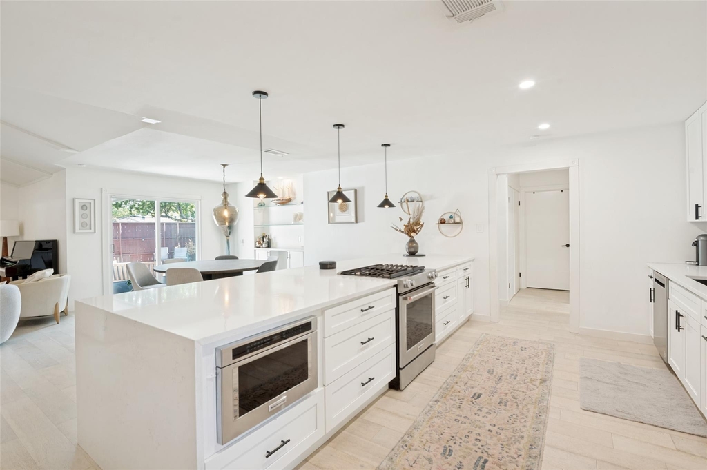 3980 Deep Valley Drive - Photo 14