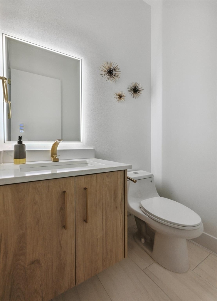 2429 Vagas Street - Photo 18