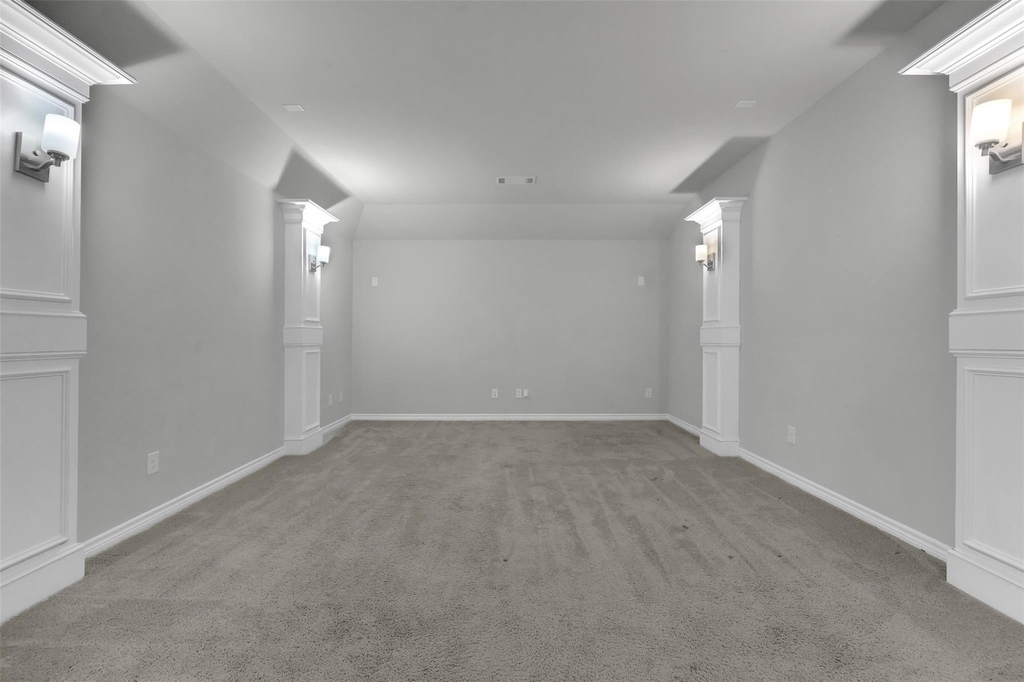 810 Acadia Court - Photo 23