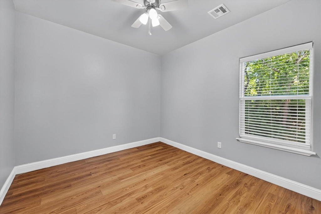 990 W 6th Avenue - Photo 20