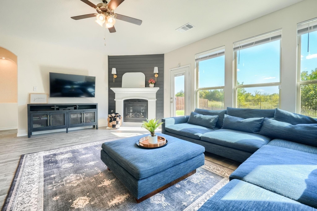 4119 Ellinger Drive - Photo 9
