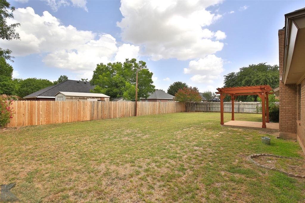 1709 Pemelton Drive - Photo 20