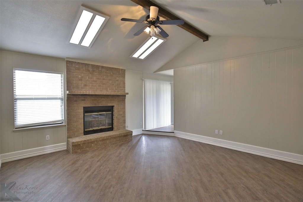 1709 Pemelton Drive - Photo 3