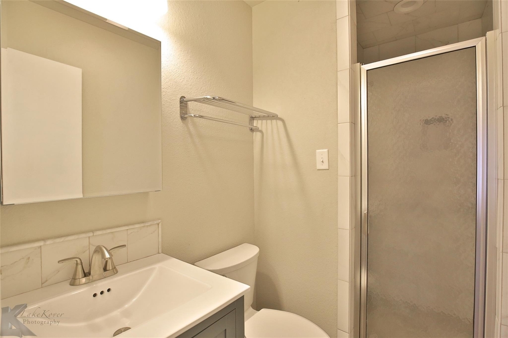 1709 Pemelton Drive - Photo 11