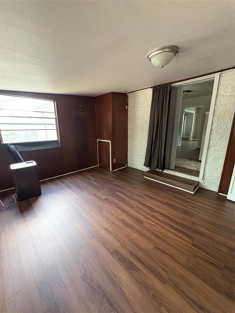 3524 W Biddison Street - Photo 9