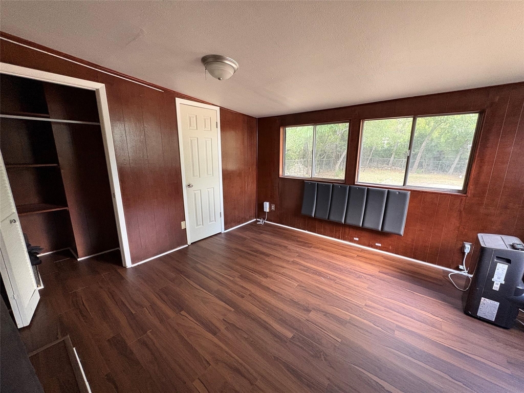 3524 W Biddison Street - Photo 7