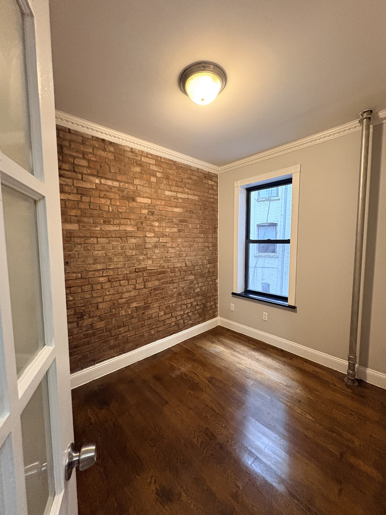  East 4th Street - Photo 1