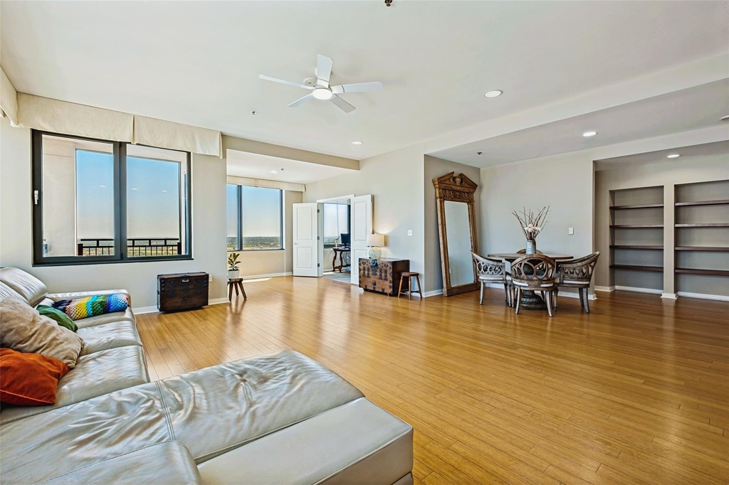 1200 Main Street - Photo 8