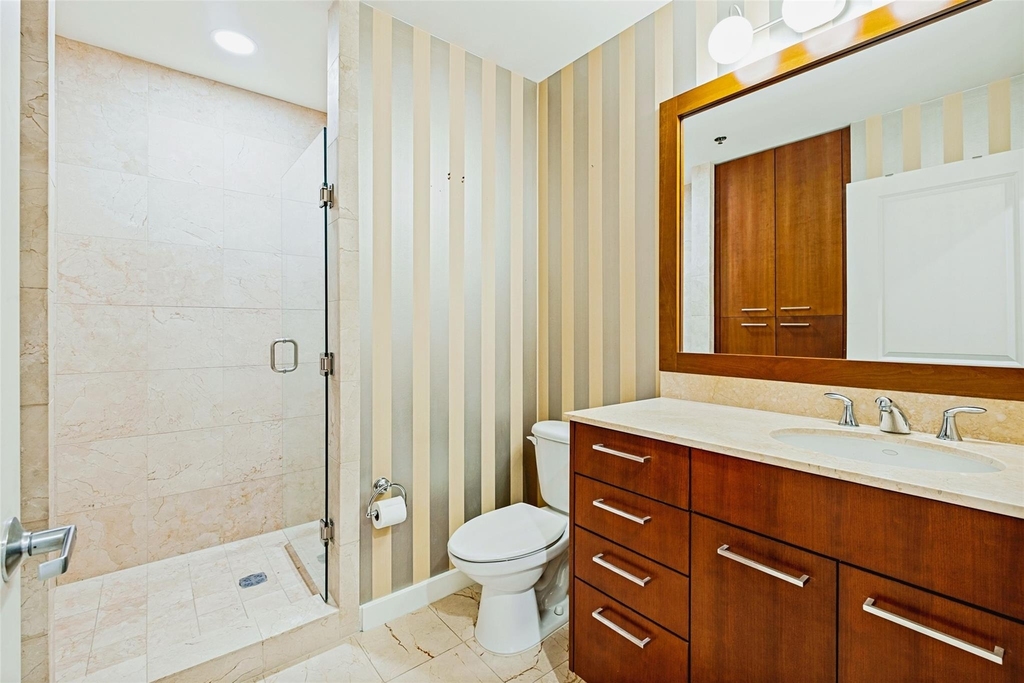 1200 Main Street - Photo 18