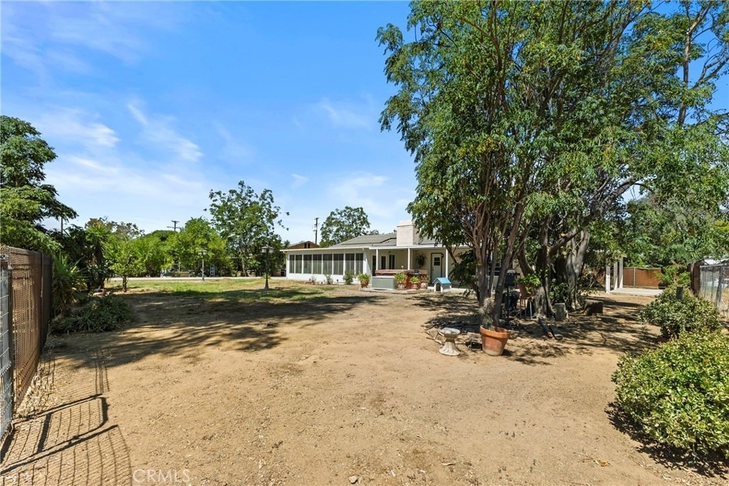8557 Saddle Creek Drive - Photo 25