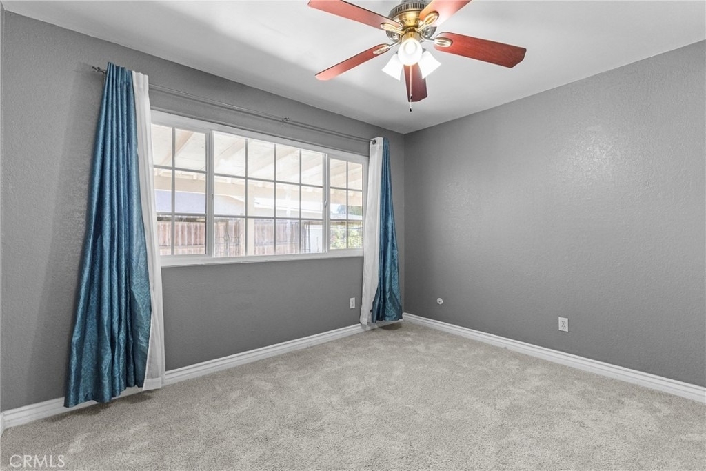 8557 Saddle Creek Drive - Photo 16
