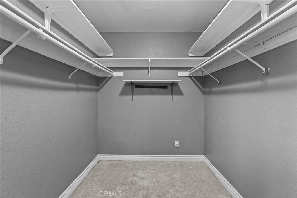 8557 Saddle Creek Drive - Photo 18