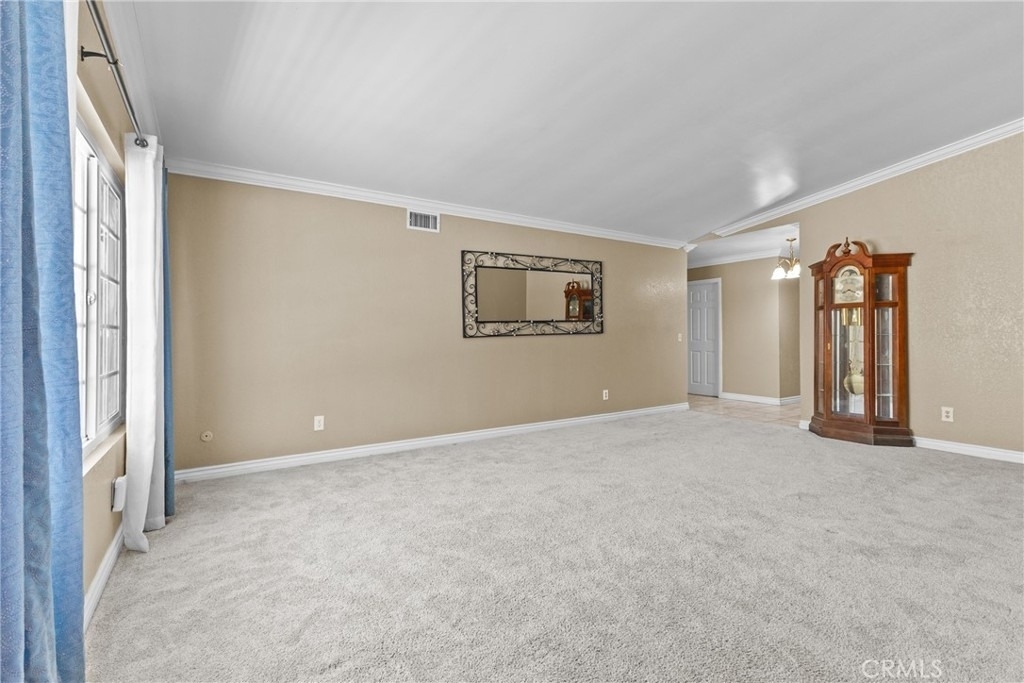 8557 Saddle Creek Drive - Photo 9