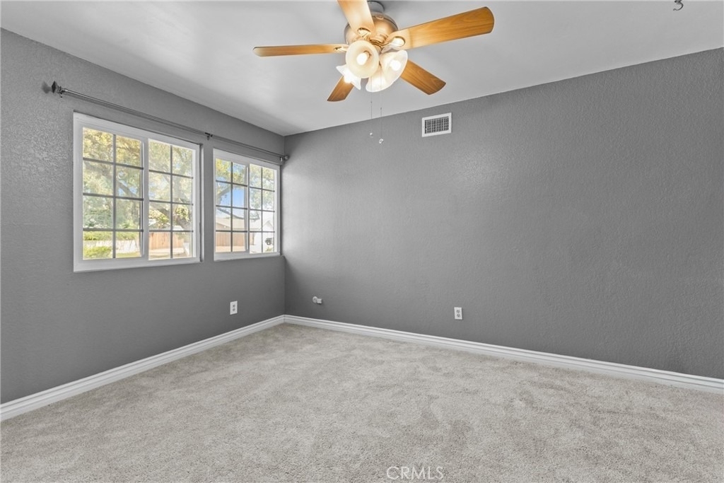 8557 Saddle Creek Drive - Photo 15