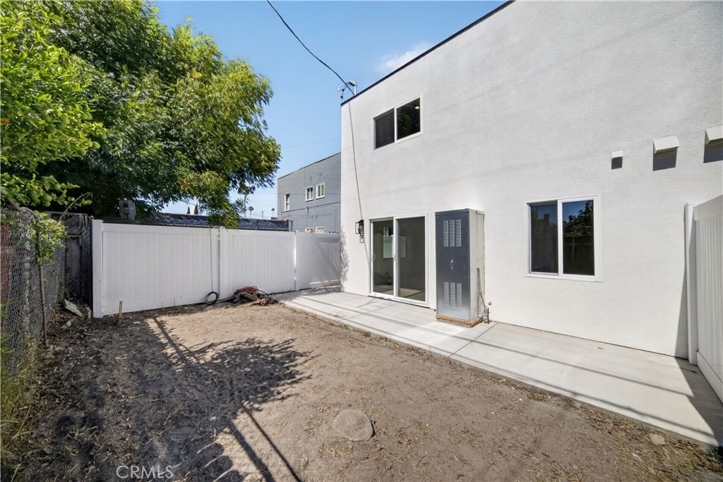 2939 1/2 10th Avenue - Photo 17