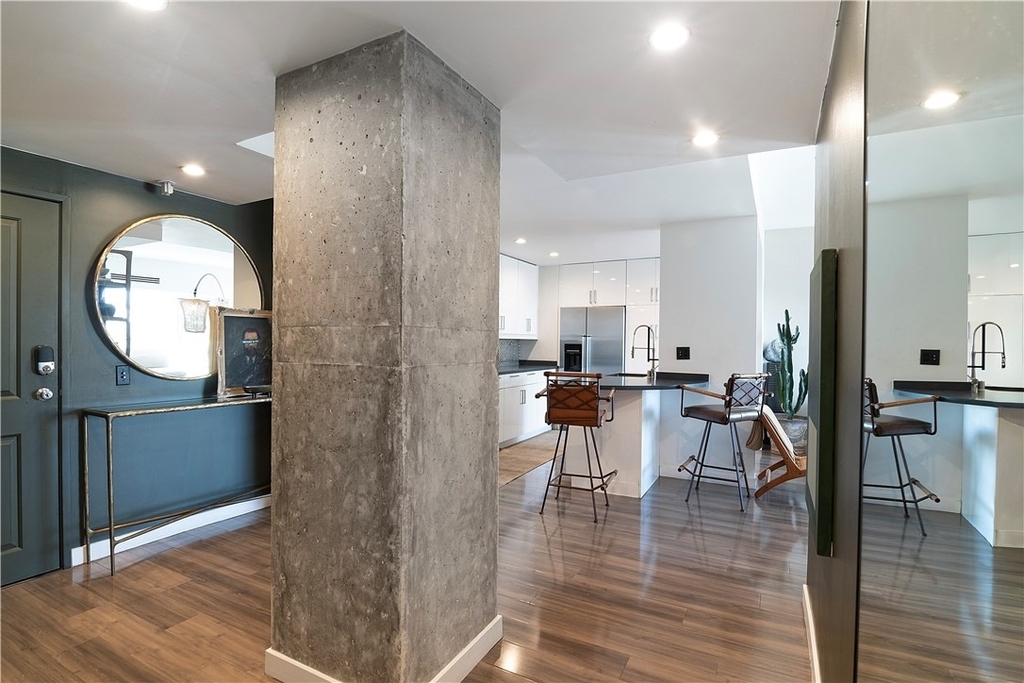 1155 N La Cienega Boulevard - Photo 10