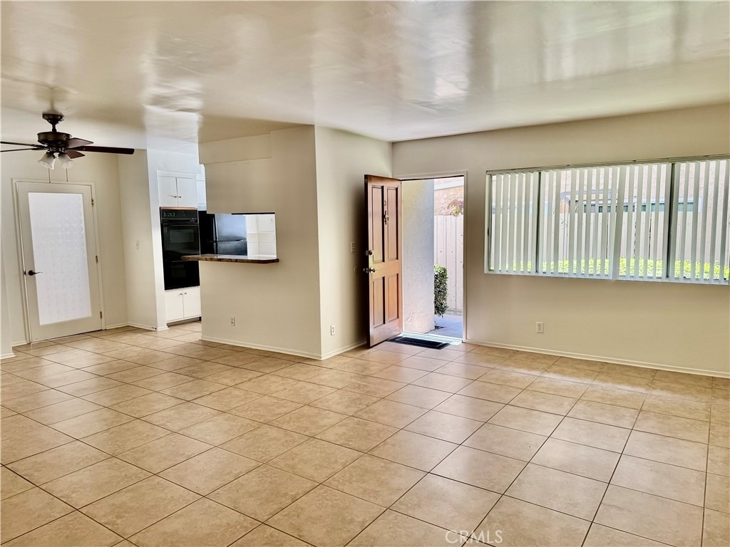 1331 Berkeley Street - Photo 9