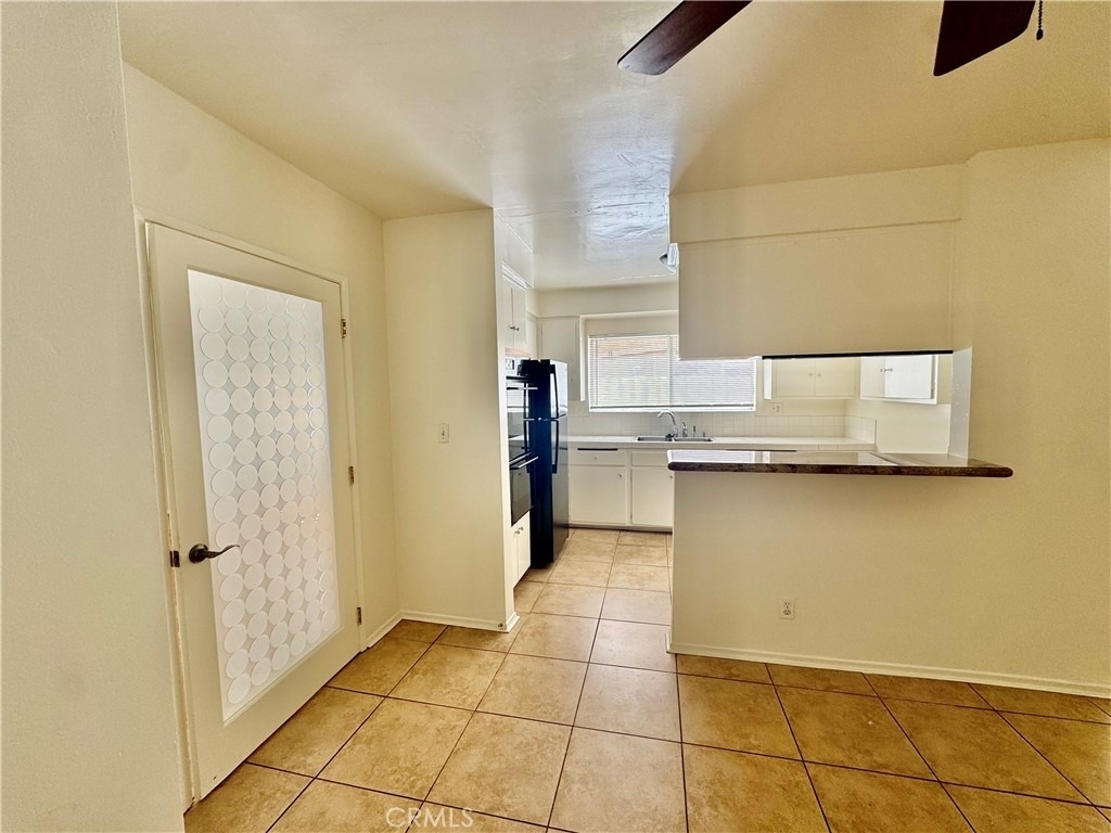1331 Berkeley Street - Photo 11