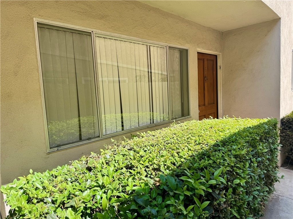 1331 Berkeley Street - Photo 4