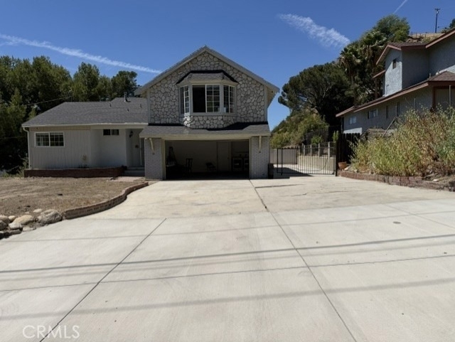 10459 Haines Canyon Avenue - Photo 1