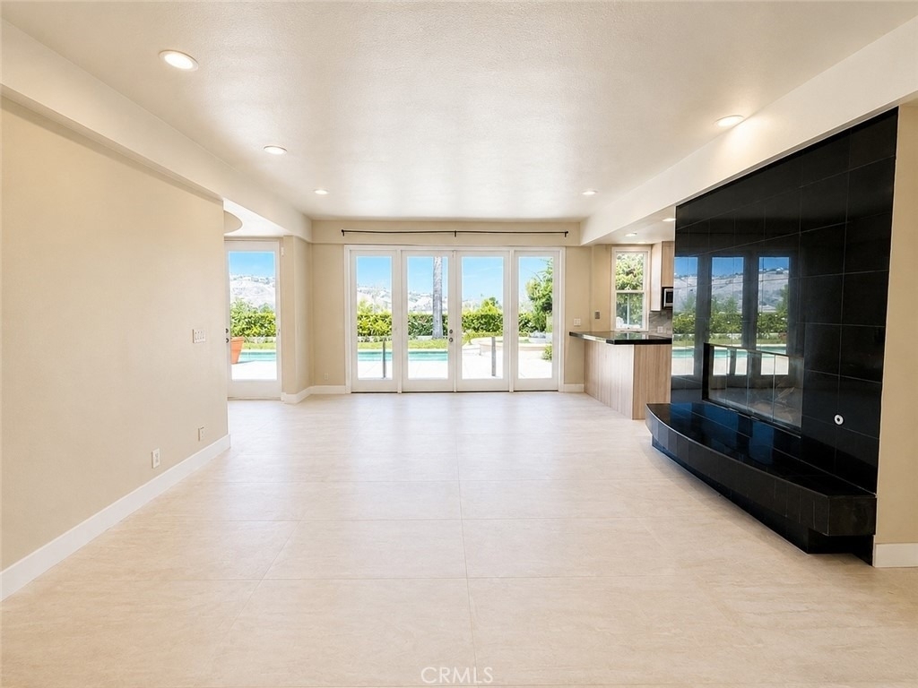 24907 Marbella Court - Photo 8