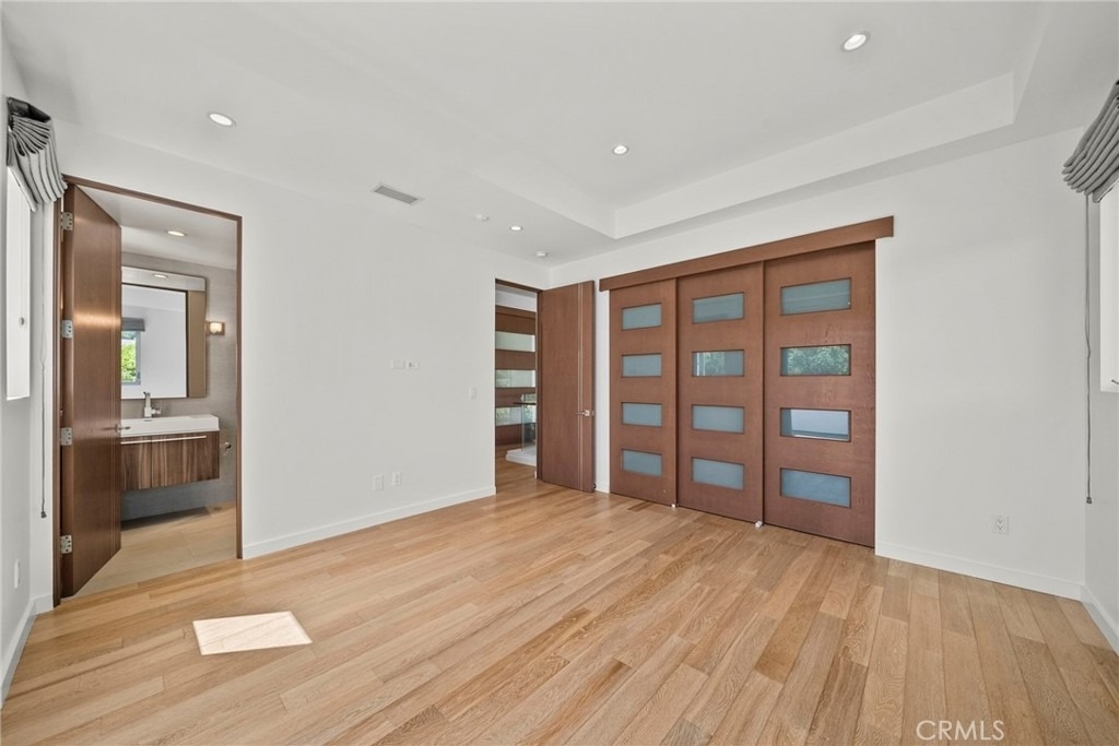 633 N Laurel Avenue - Photo 70