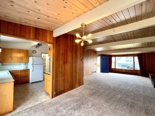 425 Wellington - Photo 8